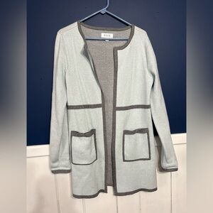 Elle Full Bloom blue and gray sparkly long cardigan w/ pockets sz S